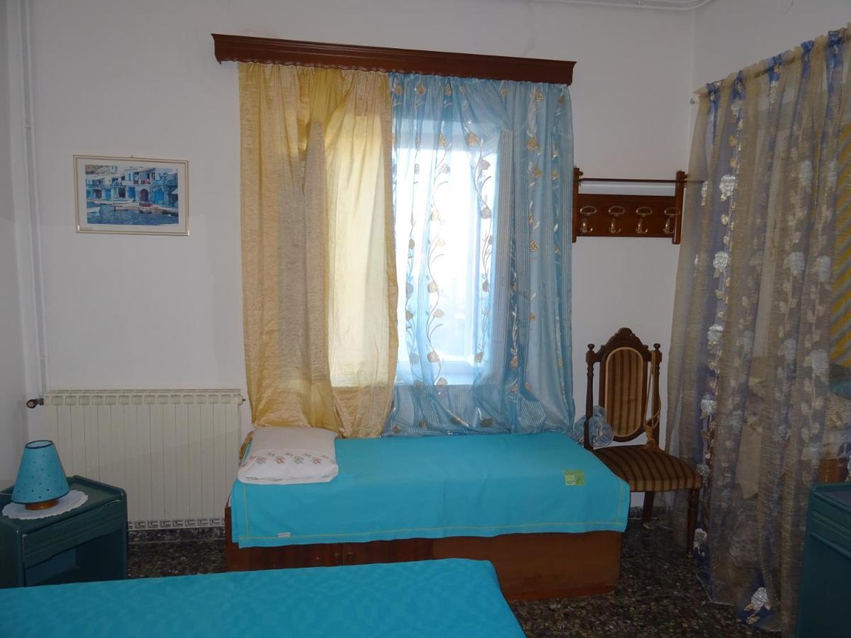 Appartement Andreas Studio With Private Parcking à Triovasálos Extérieur photo